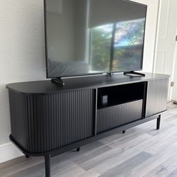 Modern Black Fluted TV Stand – Media Console