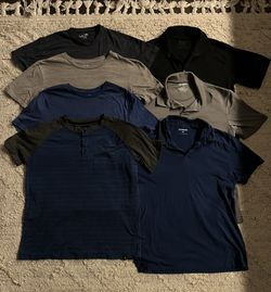 Men’s shirts size medium