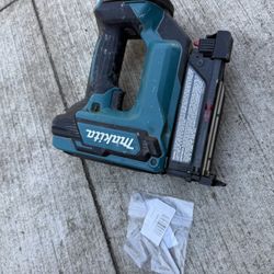 Makita Pin Nailer 