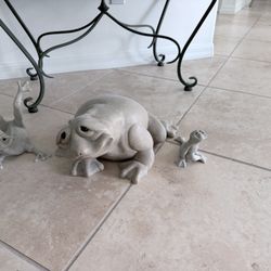 Quarry Critter Collection Frogs