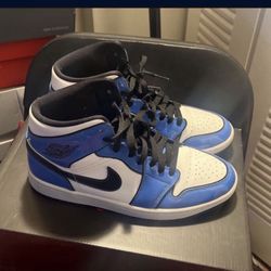 Jordan 1 Signal Blue 