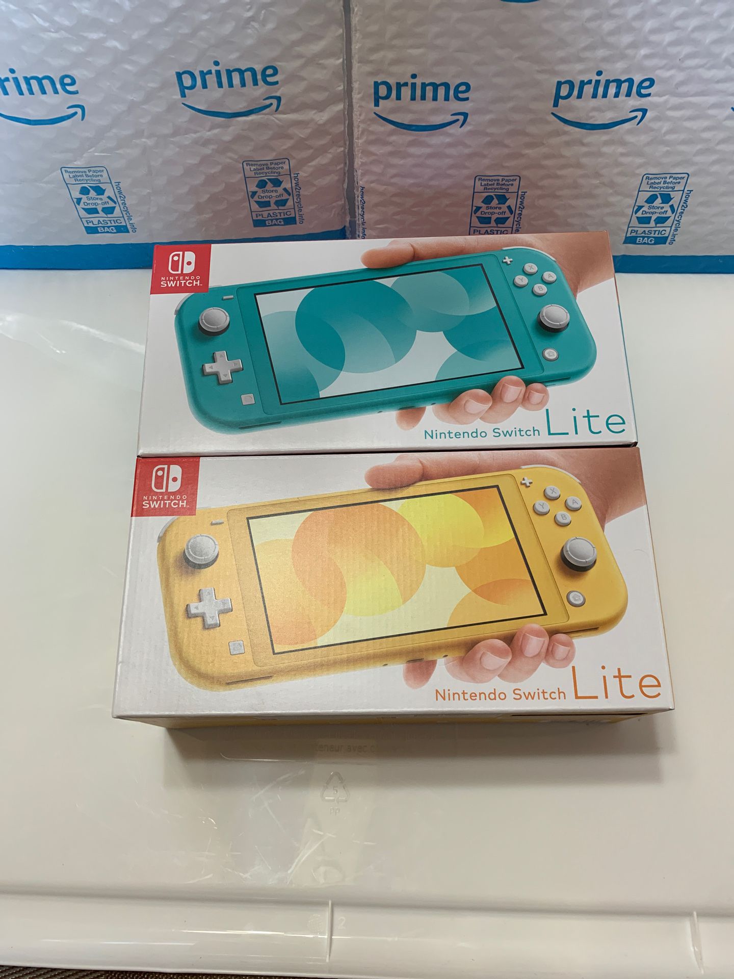 NEW Nintendo Switch Lite Handheld Console - Turquoise - Yellow PICK COlOR