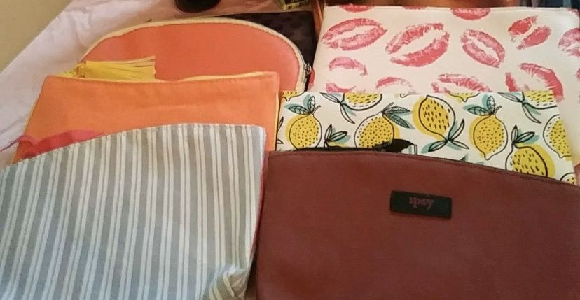 IPSY Make Up Bags- Mixed Lot 8 beautiful bags all brand new $320 for all of them or $40 for one