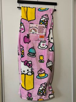 Hello Kitty blanket