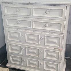 $100 White Dresser