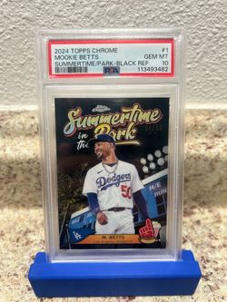 Mookie Betts black refractor /10 psa 10 pop1