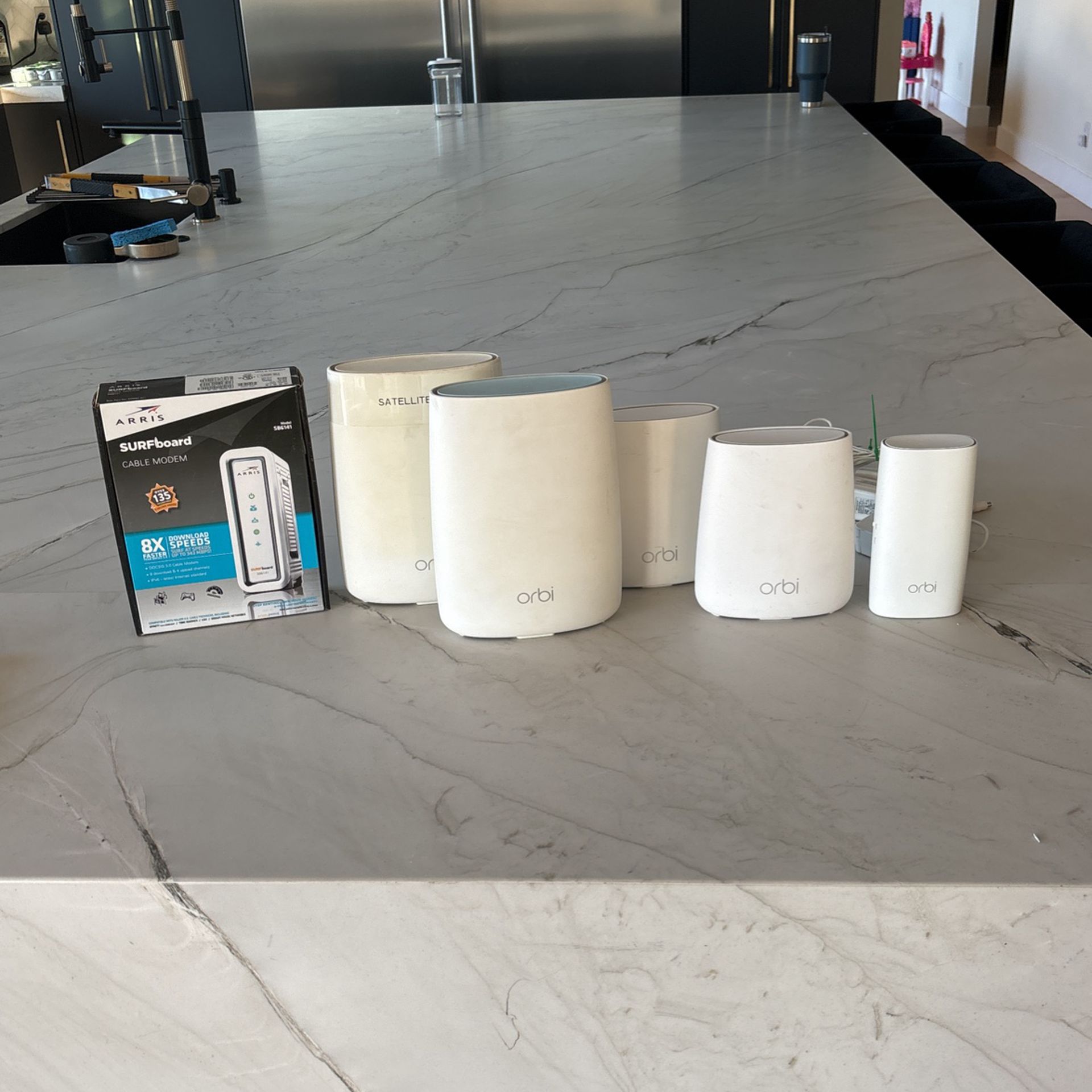 Orbi Wireless Mesh Network System & Router 