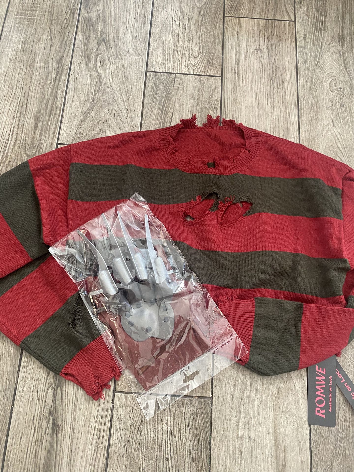 Women’s  Nightmare On Elm St Sweater and Claw