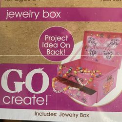 Decorate Your Own Jewelry Box Craft (2)