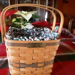 Longaberger Christmas Collection Cranberry Basket