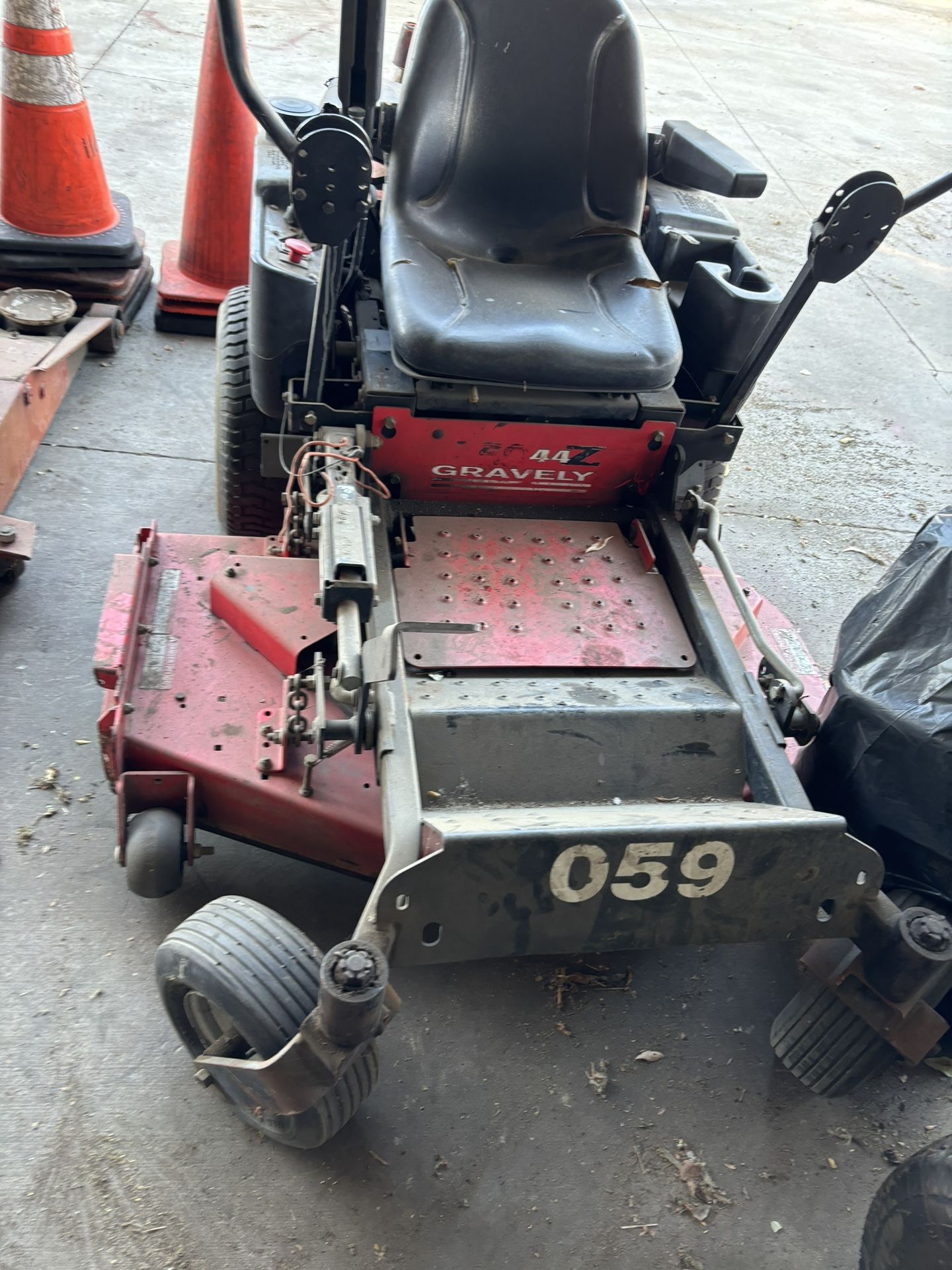 Tractor Lawn Mower Gravely 44z