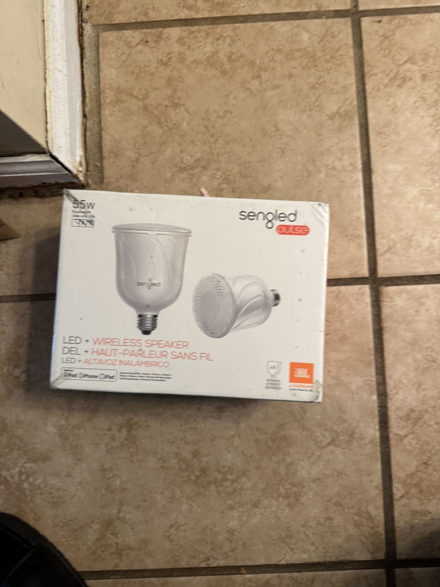 Sengled Pulse Dimmable LED Wireless JBL Bluetooth Speaker NEW