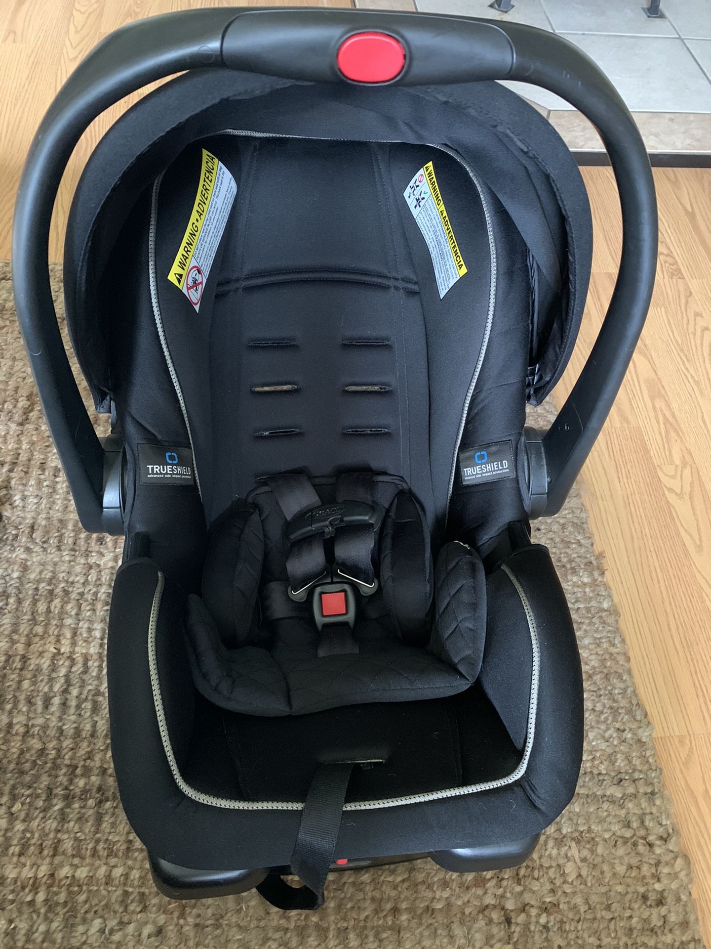 Graco Infant Car Seat and Base