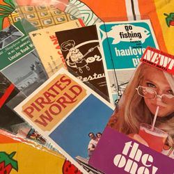 Unusual Miami Brochures, Brochure, Vintage  Pirates World   Seven   In All  Miami  Souvenir