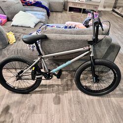 Sunday bmx bike