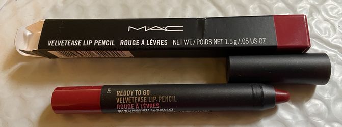 Mac Velvetease Lip Pencil Reddy To Go 05 oz