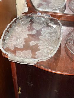 Clear Glass Serving Tray with Etched Rose Pattern
