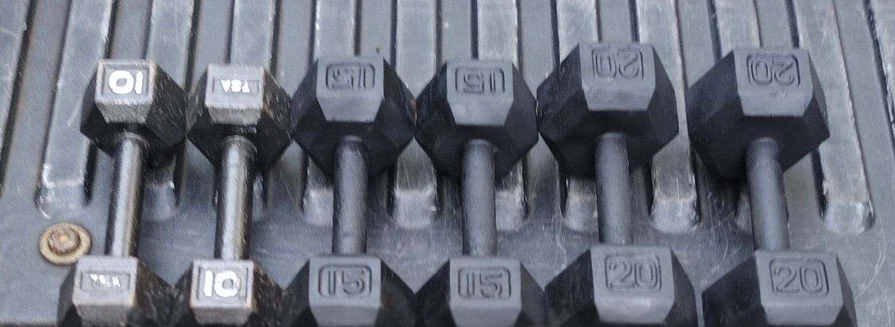 SET OF DUMBBELLS (PAIRS OF) : 10s 15s 20s