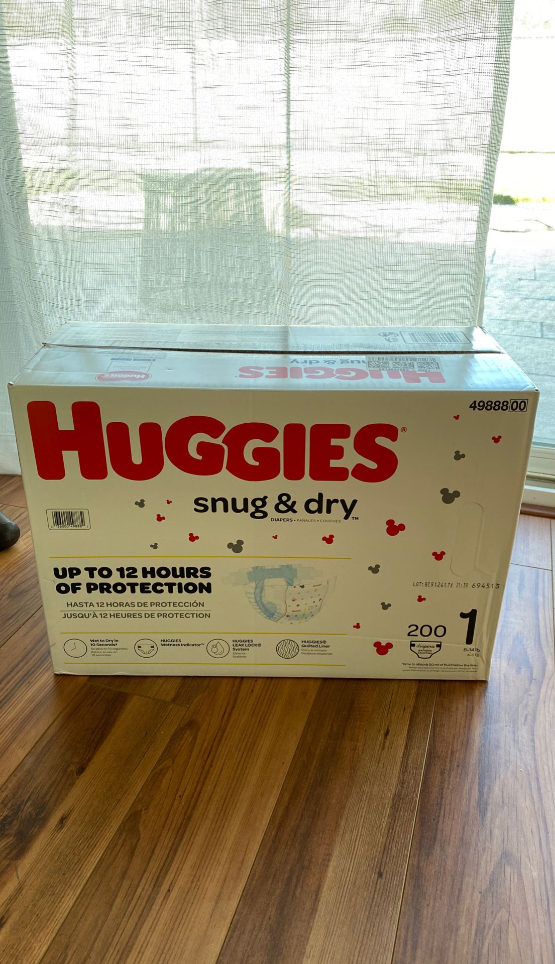 Huggies snug and dry diapers size 1 200 ct