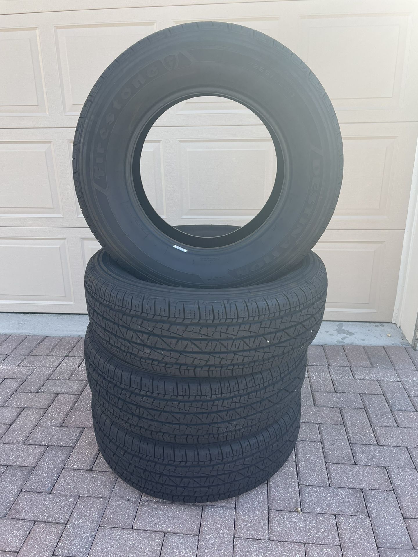 Tires Firestone P265/65R17