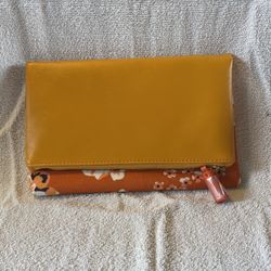 Rachael Pally Clutch $25