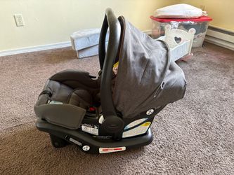 Infant car seat