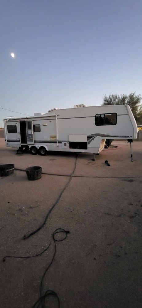 1996 Alpenlite 34 Ft Travel Trailer Fifth Wheel With 2 Slides