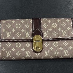 Louis Vuitton Wallet