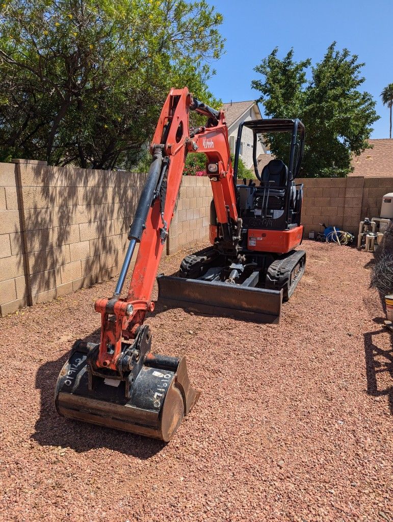 Barely-Used 2023 Kubota KX033 Excavator