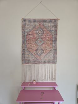 Free wall carpet 37x29