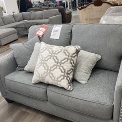 Barrail Loveseat
