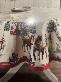 Better Home And Gardens Holiday Edition Tablecloth Round 