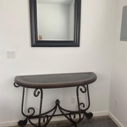 Entry Table And Mirror 