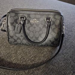 Coach Médium Rowan