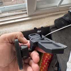 CD Slot Magnetic Car Mount 3X Stable on Bumpy Roads,