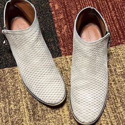 Lucky Brand Boots  Size 8.5 Pitup in Mebane NC