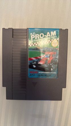 R.C. PRO-AM 32 tracks of racing thrills.