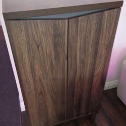 10-Pair Wood Shoe Storage Cabinet