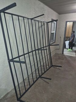 King size frame