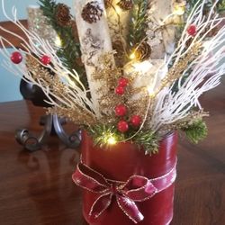 Handcrafted Tabletop Christmas Decor.