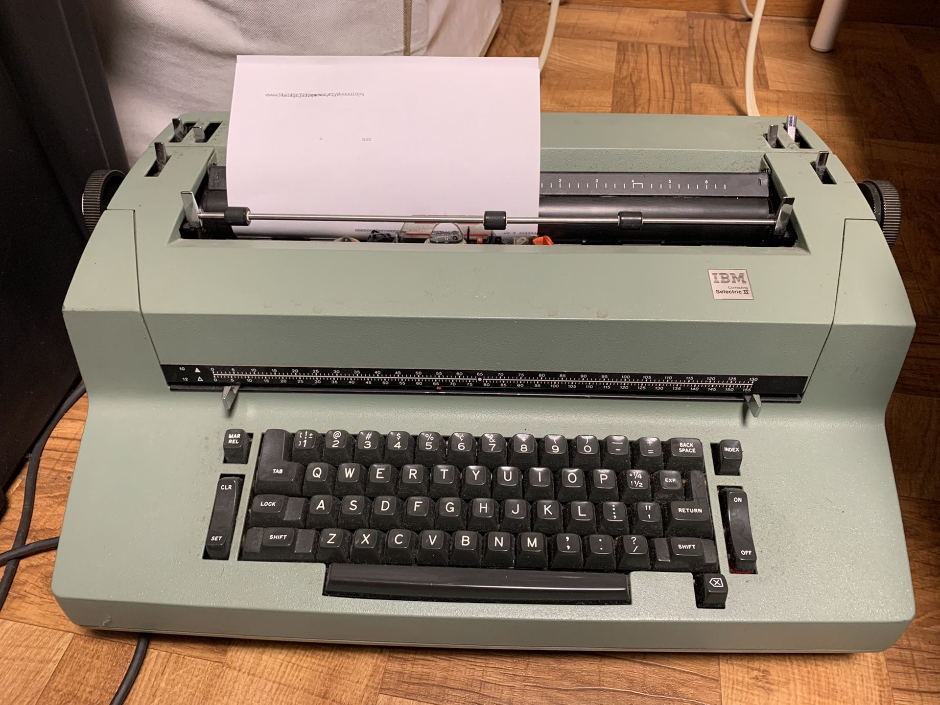 IBM Selectric ii Typewriter