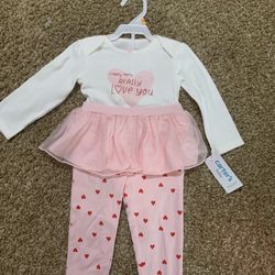 Brand New Adorable Baby Size 12 Mos Outfits 