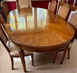 Dining set with table, 6 chairs and buffet from Baker Furniture