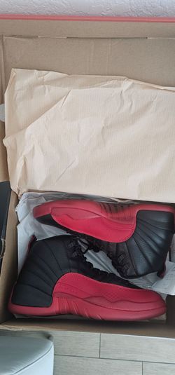 Jordan 12 Retro size 11
Flu Game (2025)