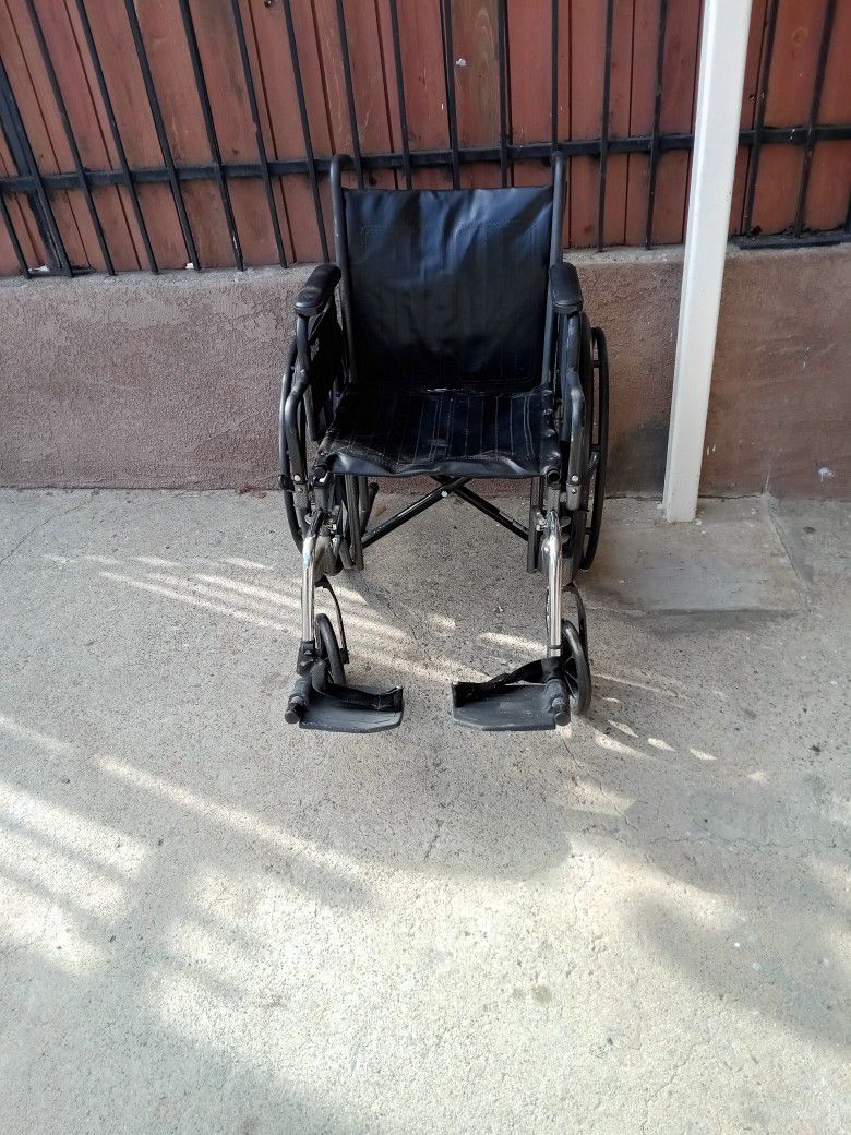 Silla De Ruedas Wheelchair En El Este Los Ángeles