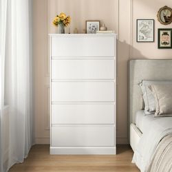 White dresser assembled ensamblado