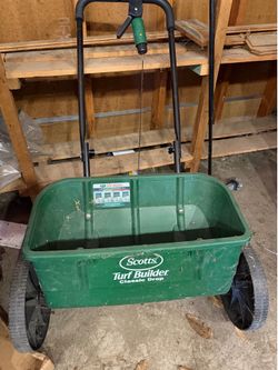 Lawn Spreader