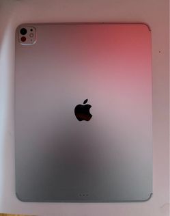 iPad Pro 13inch M5 UNLOCKED