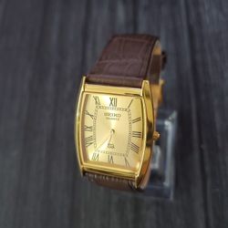 RARE Vintage Seiko Men's Classic Tank Barrel Gold Champaign Satin Roman Dial Watch