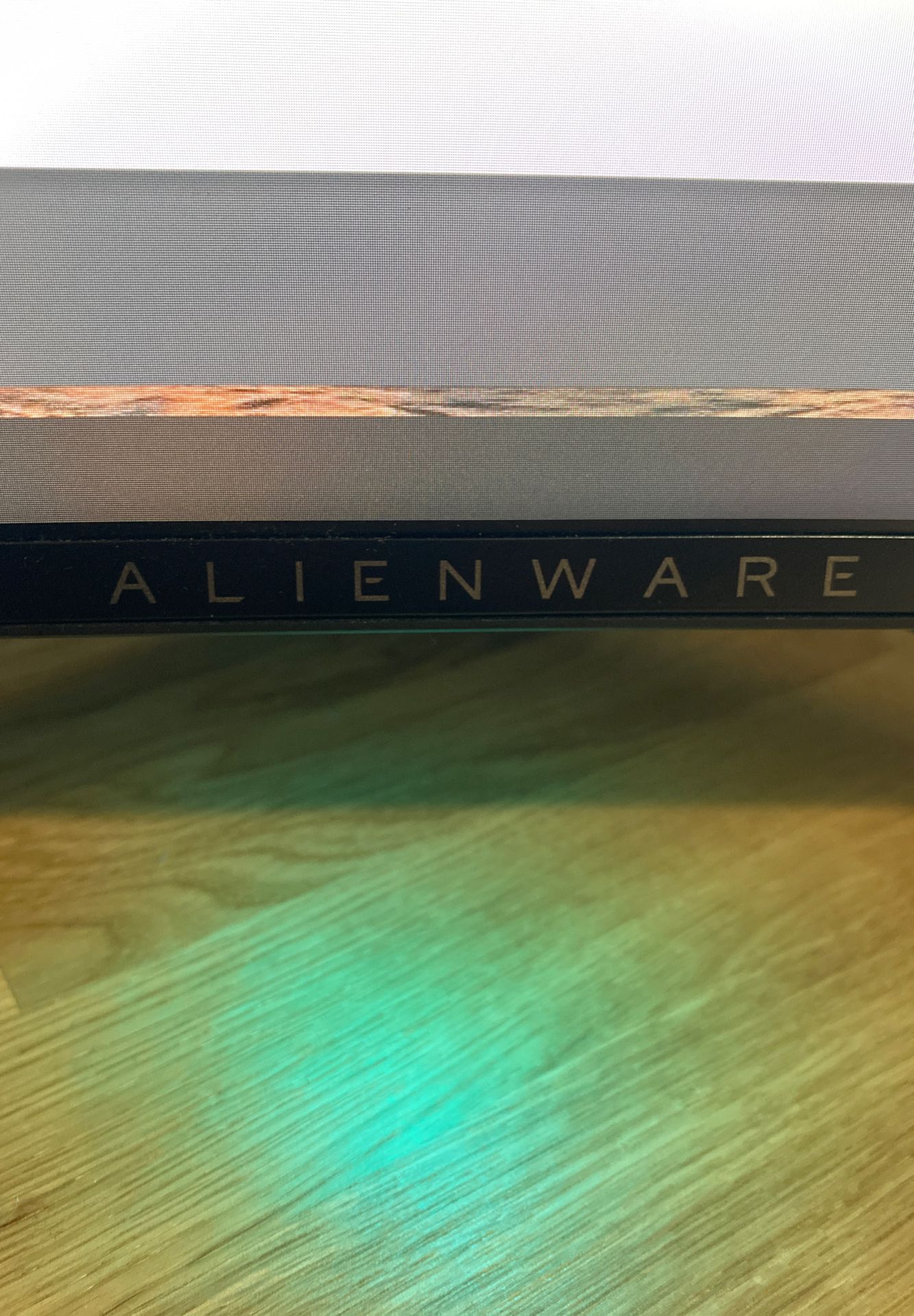 Alienware Curved Gaming Monitor 34” G-Sync 3440x1440 resolution